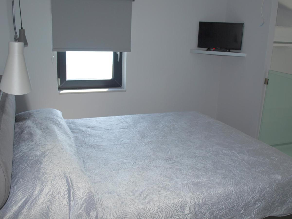 Attic Apartments 阿亚安娜 外观 照片
