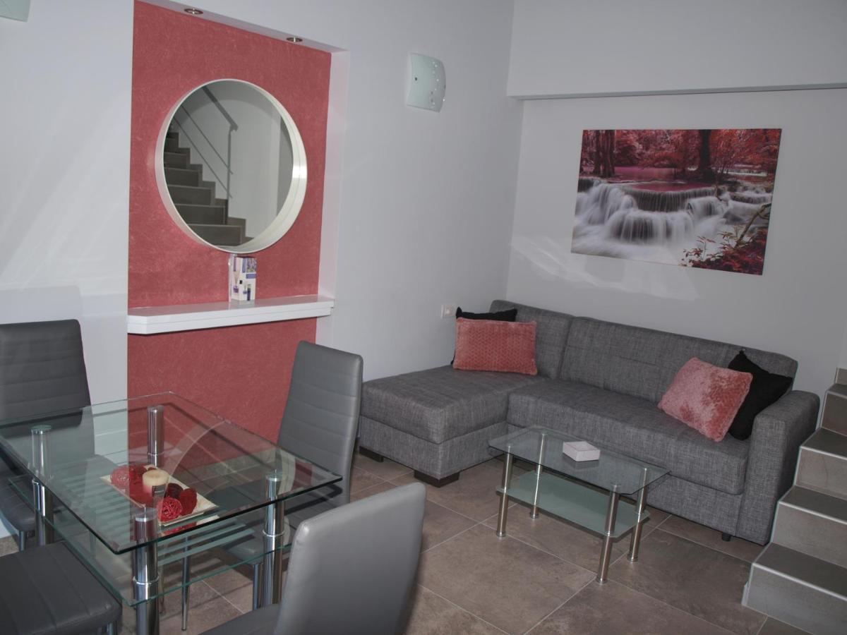Attic Apartments 阿亚安娜 外观 照片